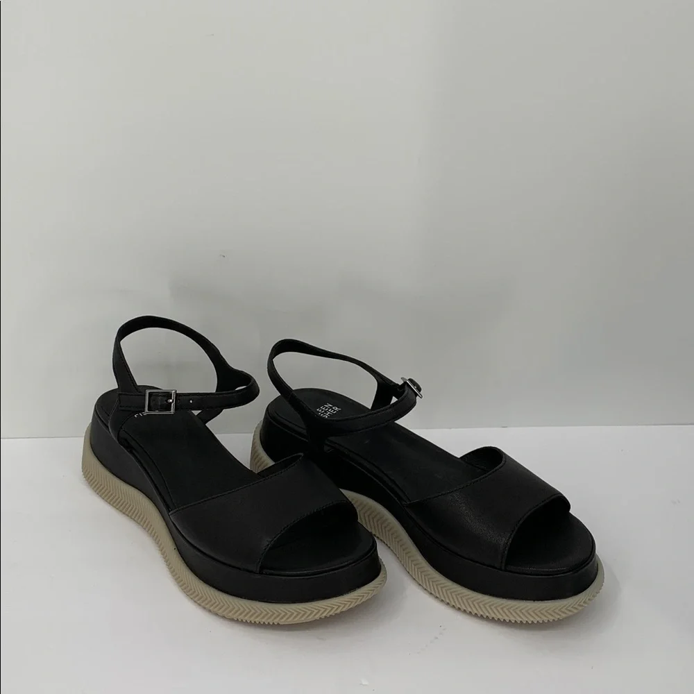 Eileen Fisher eileen fisher